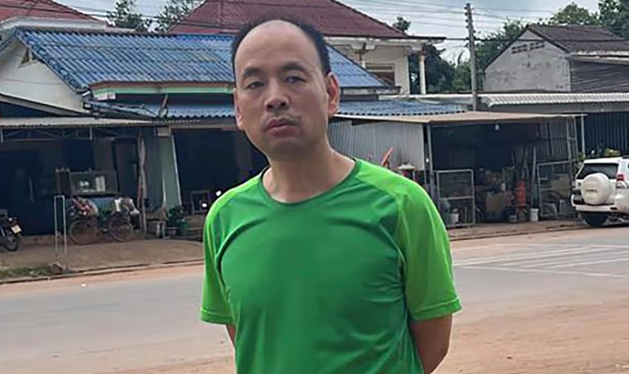 Rights Groups Call on Laos to Release Lawyer Held After Fleeing China