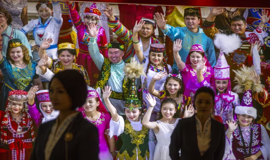 Uyghur Advocates Urge Travel Firms to Halt Trips to Uyghur Region Over China Rights Abuses
